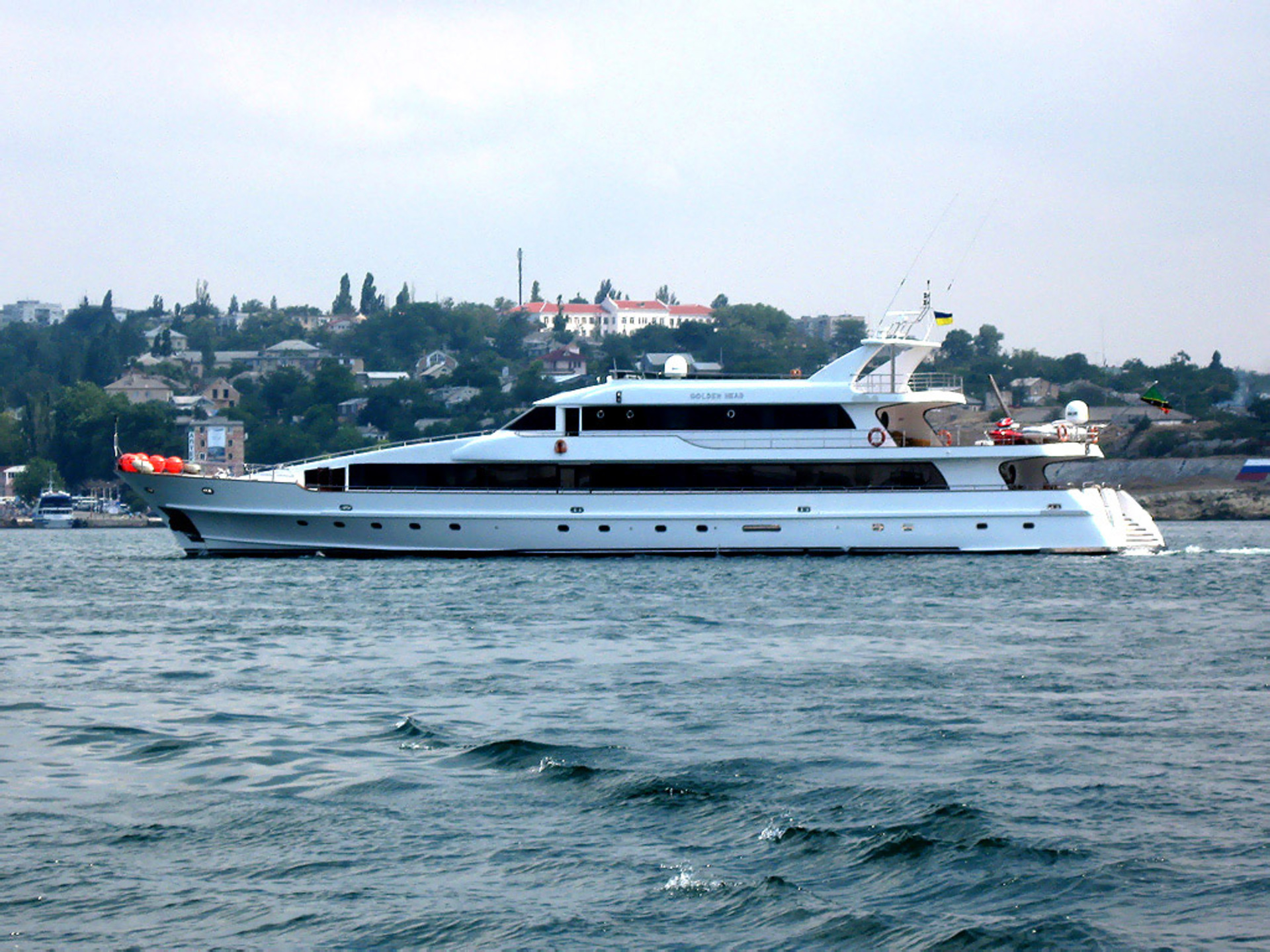 GOLDEN HEAD exterior.jpg