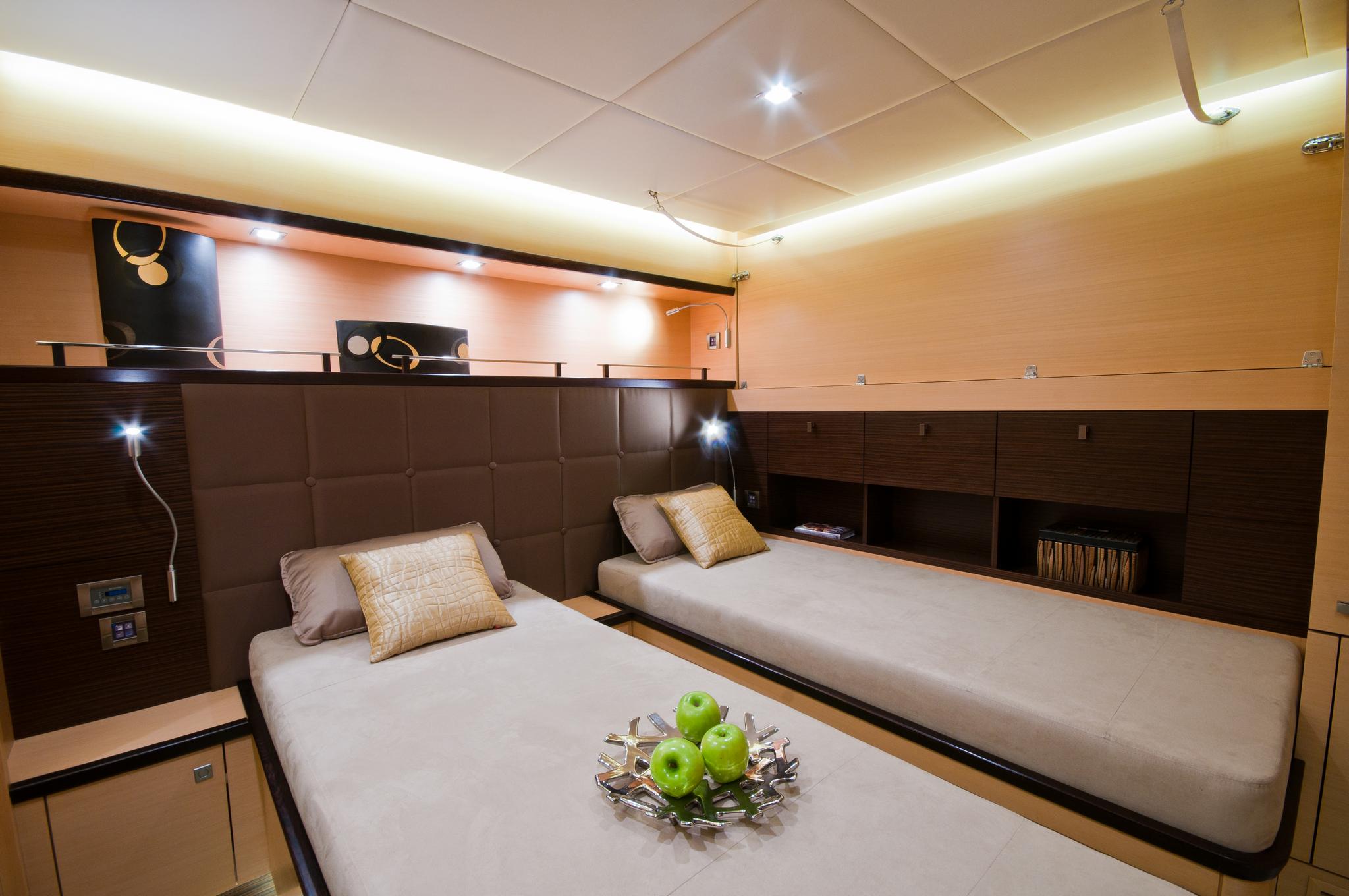 Guest cabin    00003.jpg