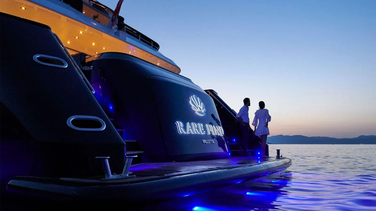 LED lights on swim platform.jpg