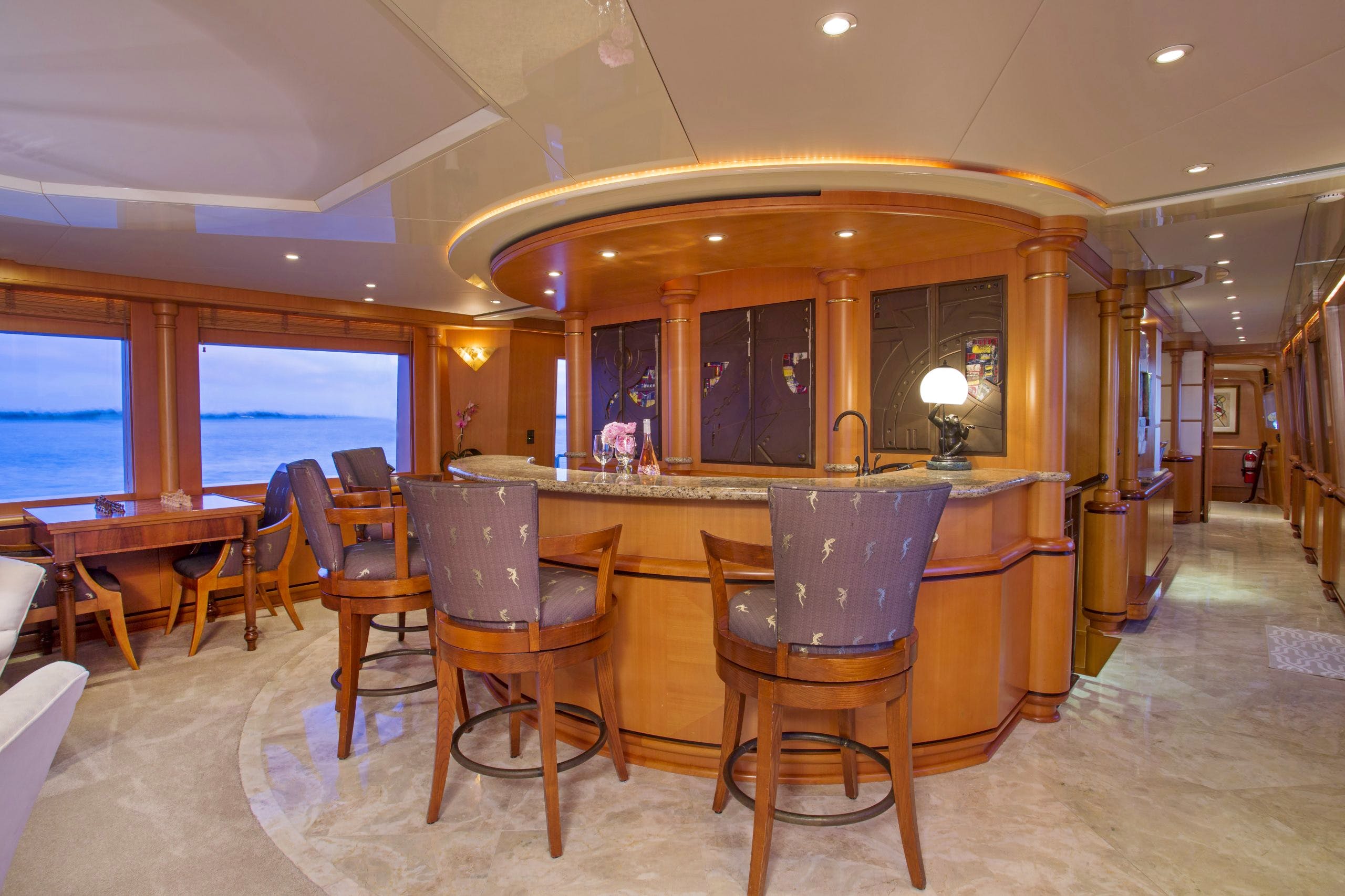 Main salon bar.jpg