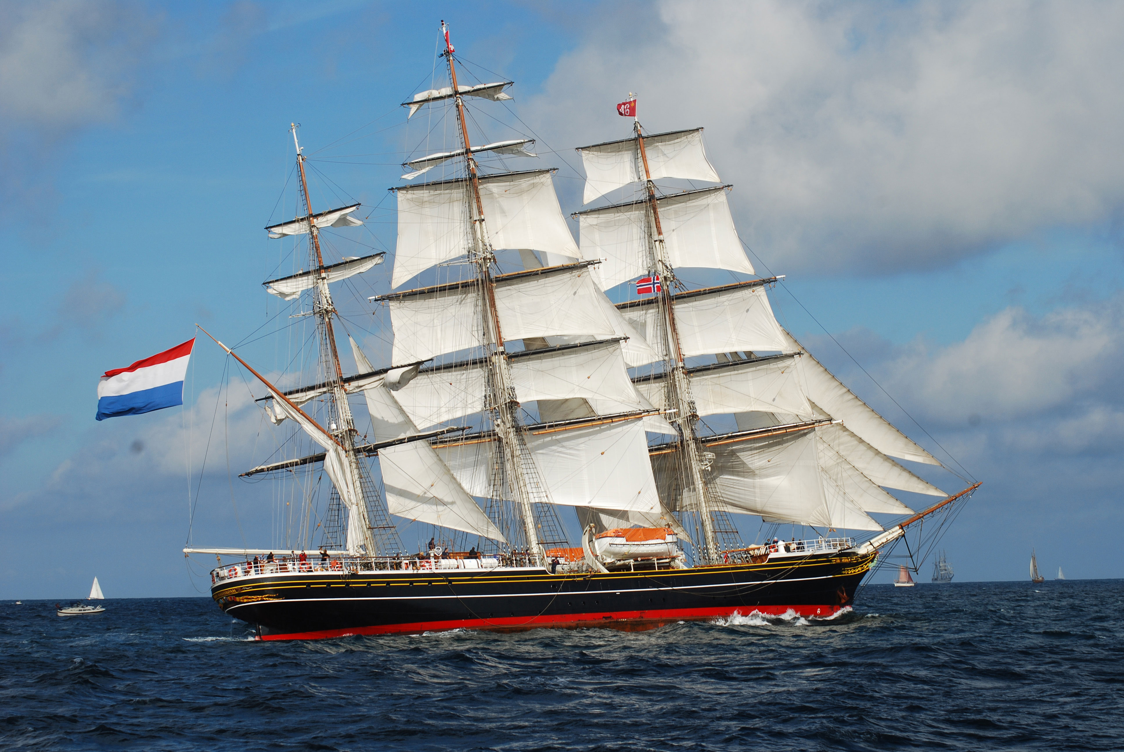 STAD AMSTERDAM underway.jpg