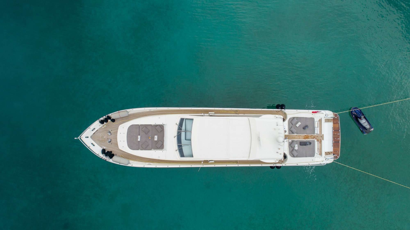 Superyacht ATRATO.jpg