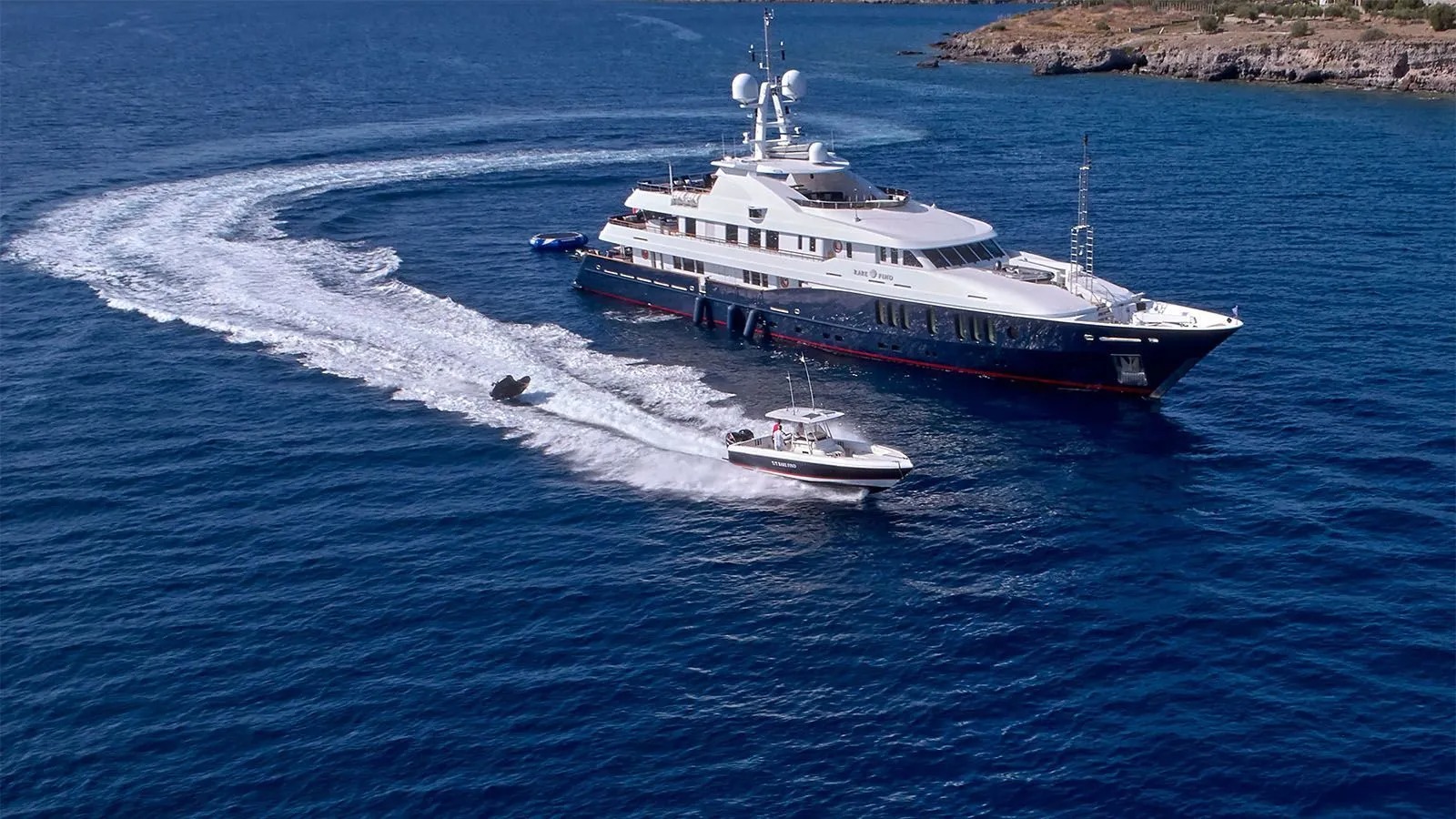 Tender and watertoys.jpg