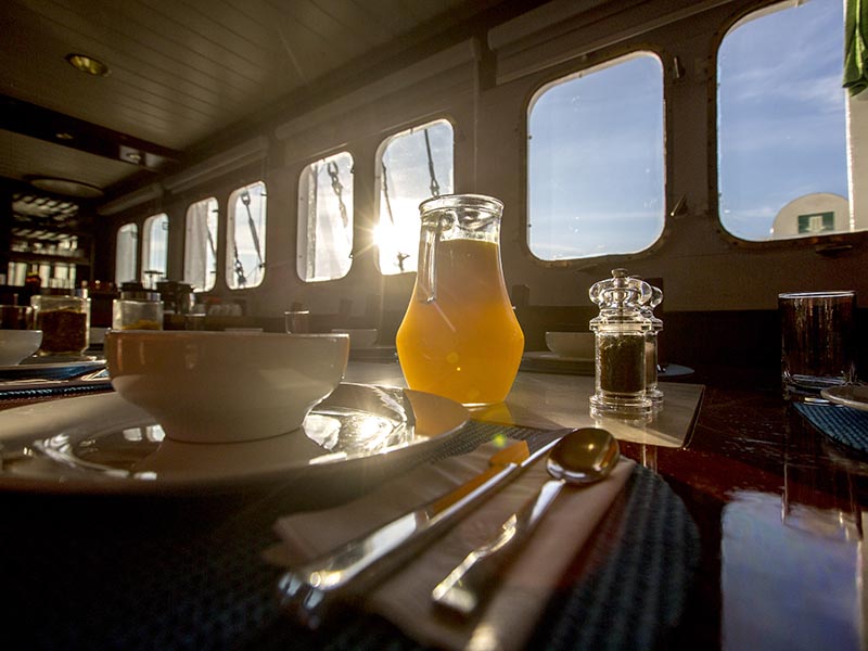breakfast on board.jpg