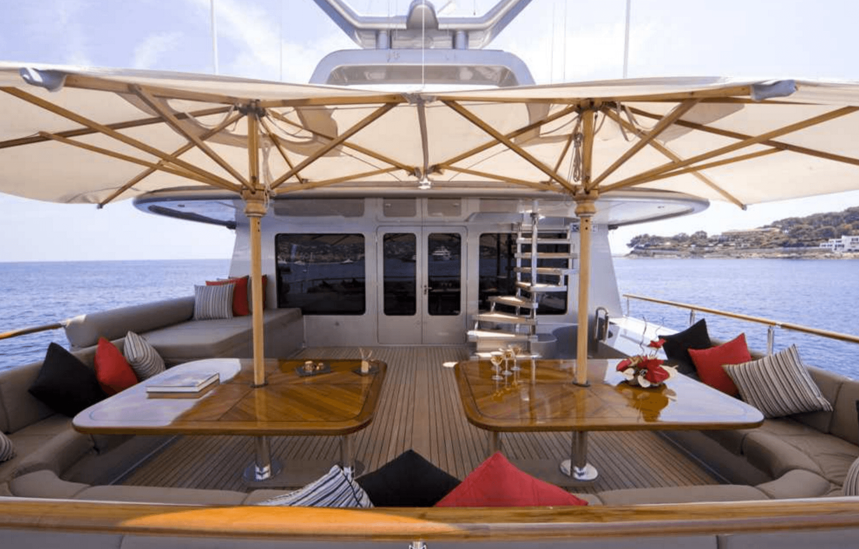 silverdreamyacht88.png