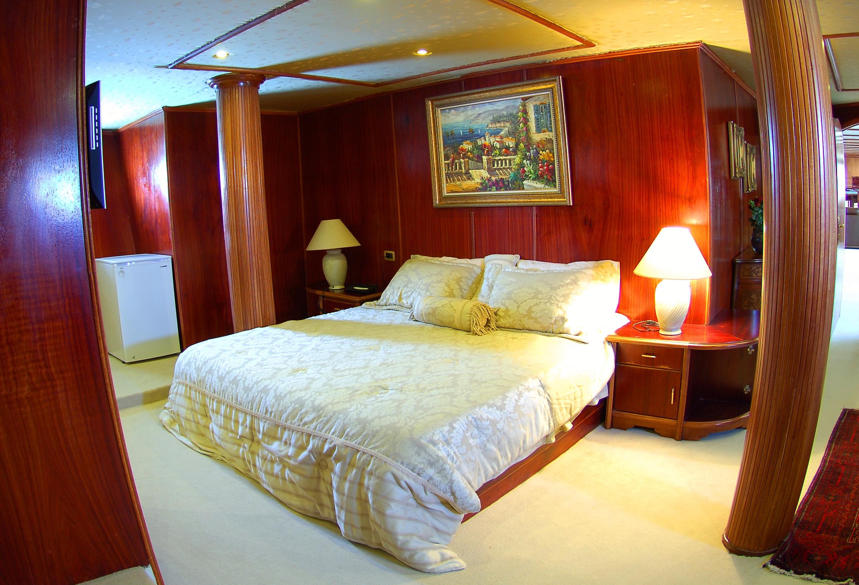 spacious double.jpg