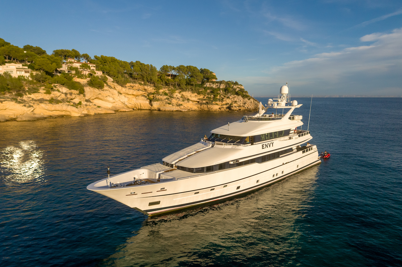superyacht ENVY.jpg