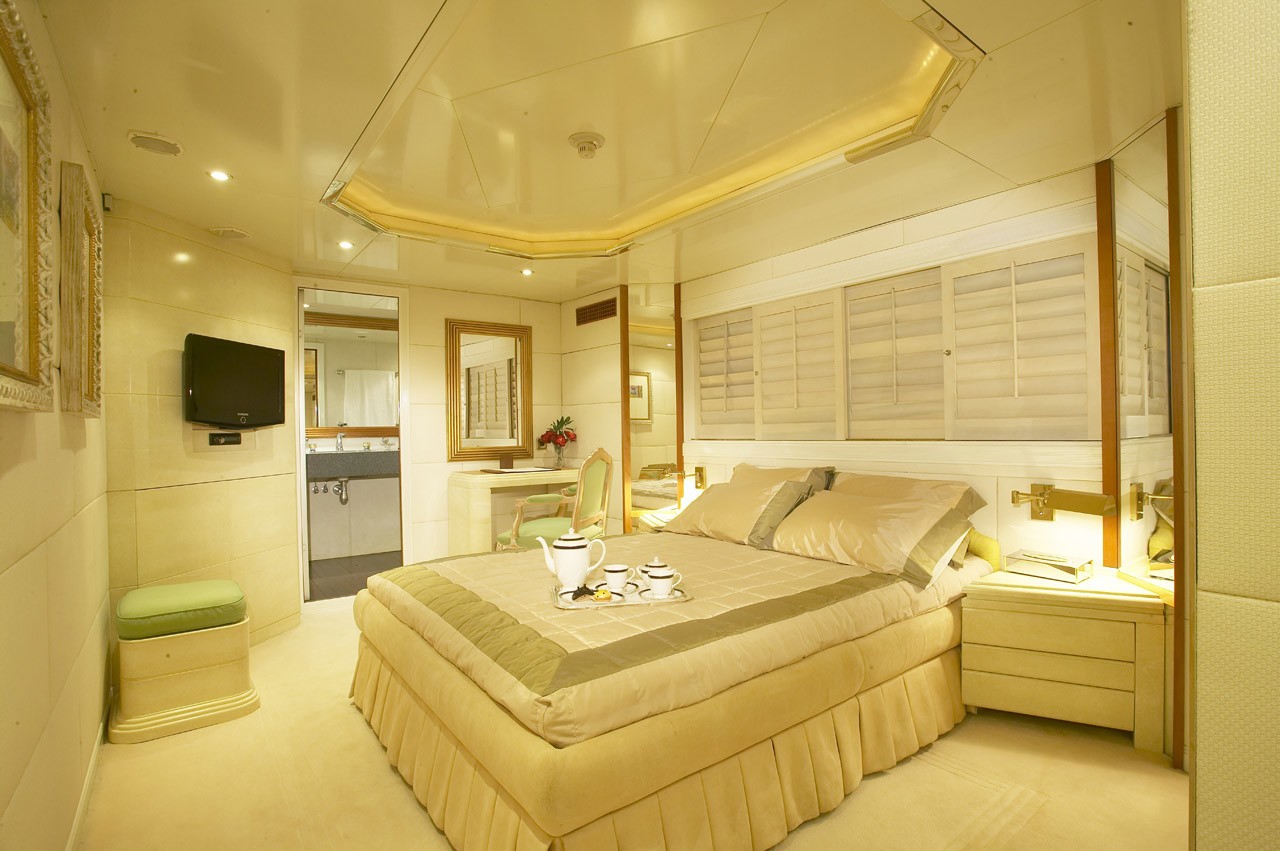 [41m-Yacht-AMZ]-3310-130.jpg