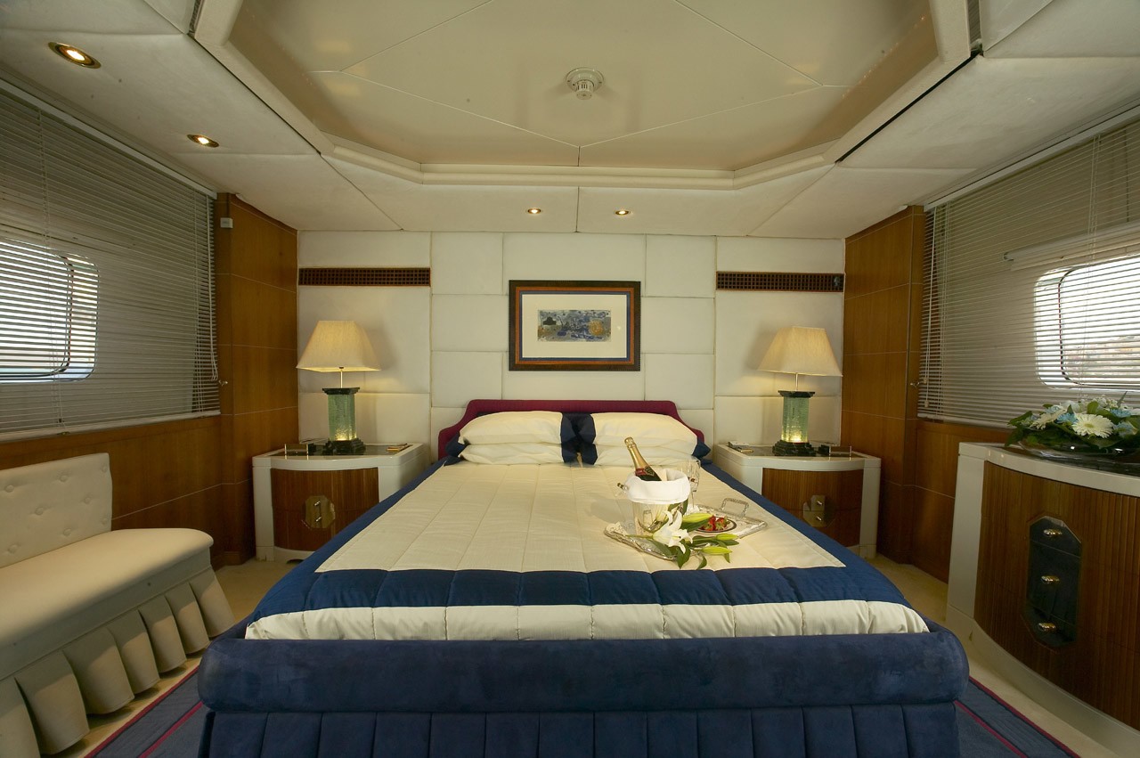 [41m-Yacht-AMZ]-3310-28.jpg