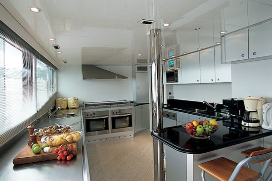 [42m-Yacht-ALIA-7]-3312-108.jpg