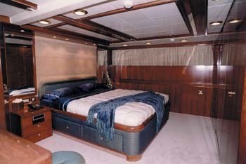 [46m-Yacht-WHITE-KNIGHT]-3102-137.jpg