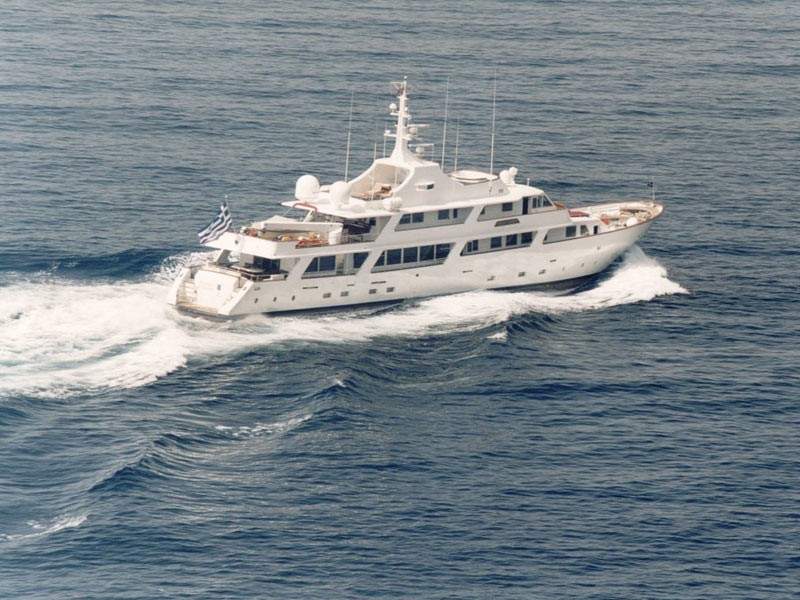 [46m-Yacht-WHITE-KNIGHT]-3102-70.jpg