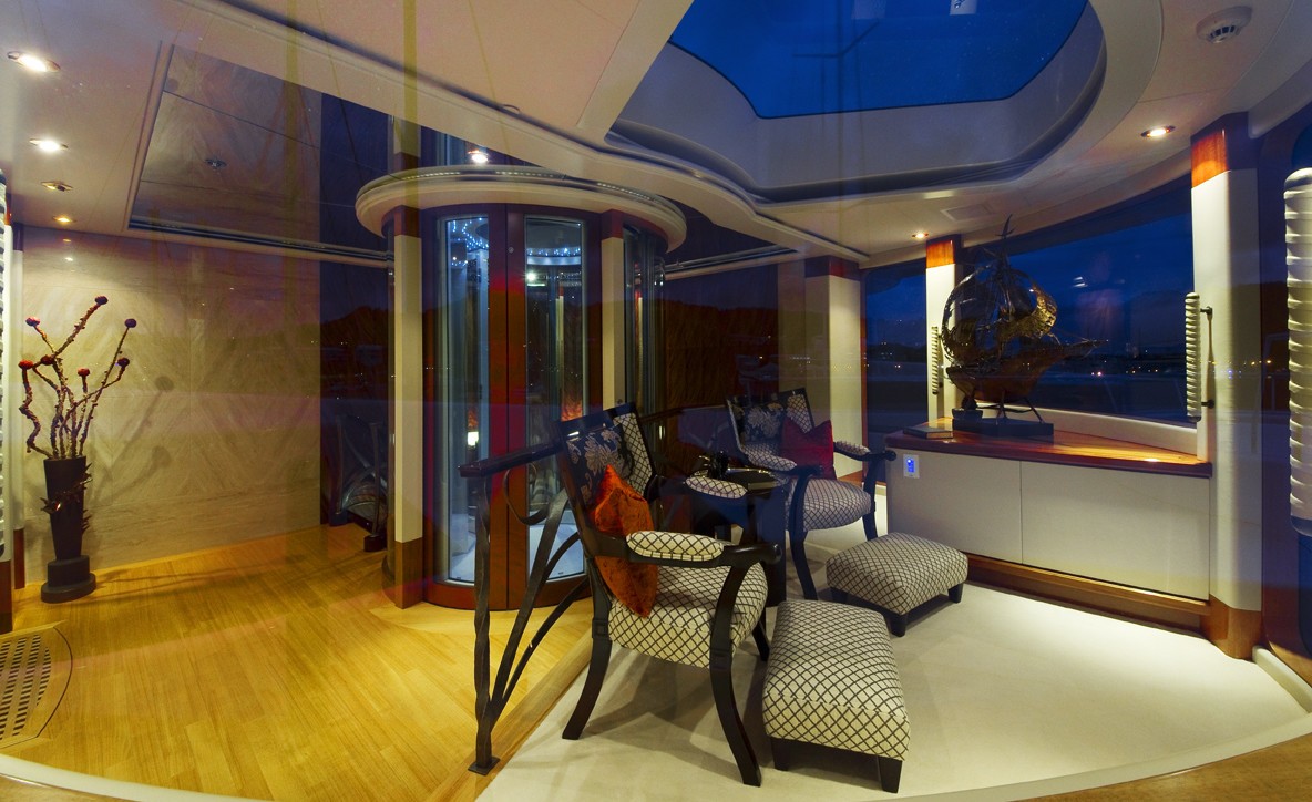 [60m-Yacht-BLUE-MOON]-3387-109.jpg