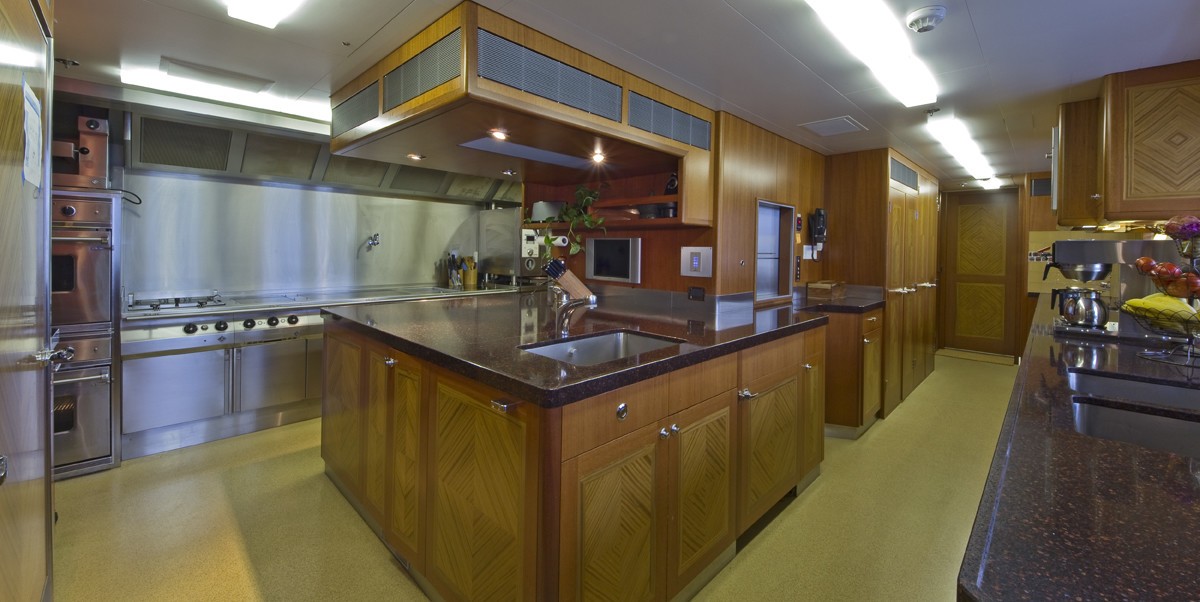 [60m-Yacht-BLUE-MOON]-3387-121.jpg