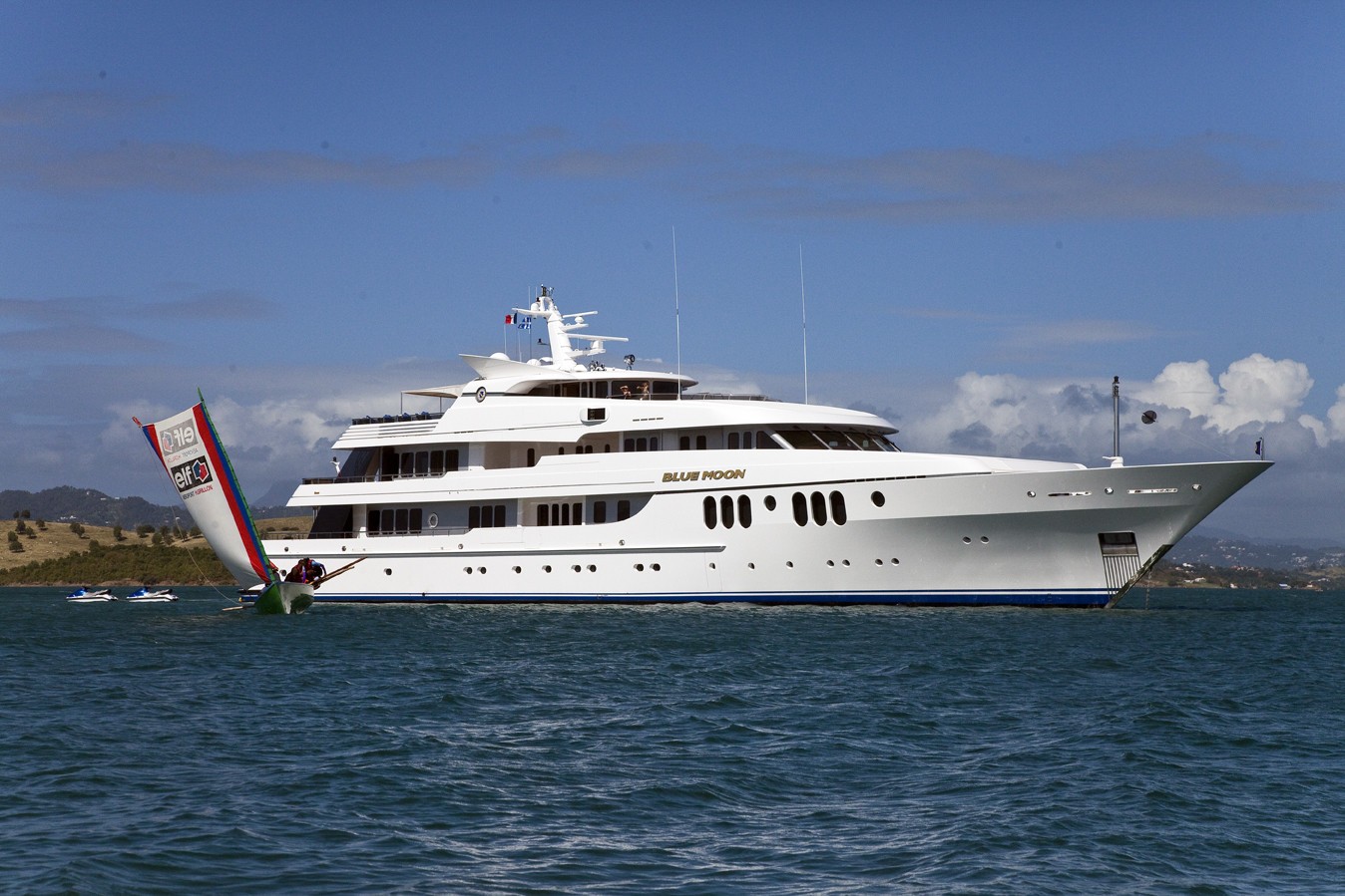 [60m-Yacht-BLUE-MOON]-3387-143.jpg