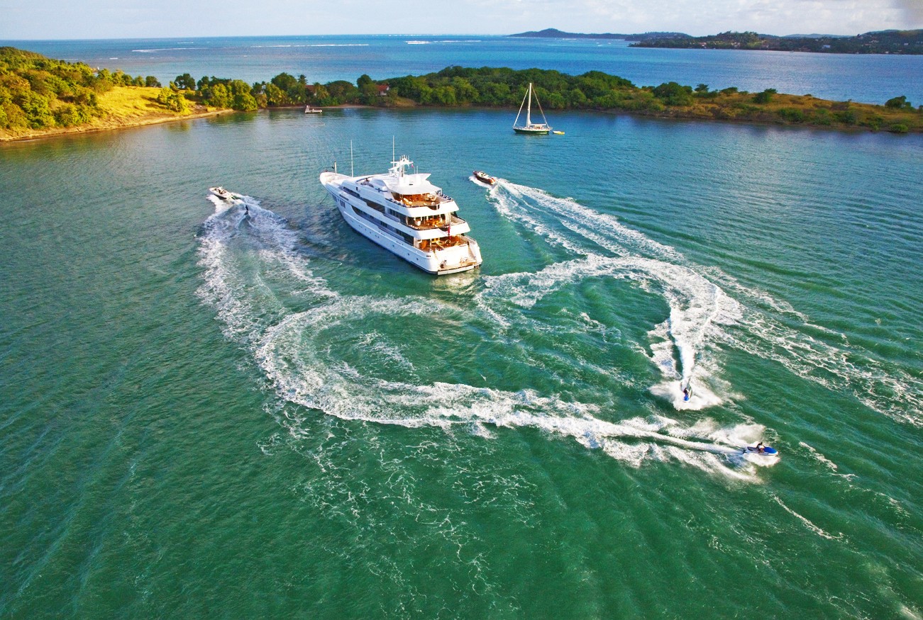 [60m-Yacht-BLUE-MOON]-3387-17.jpg
