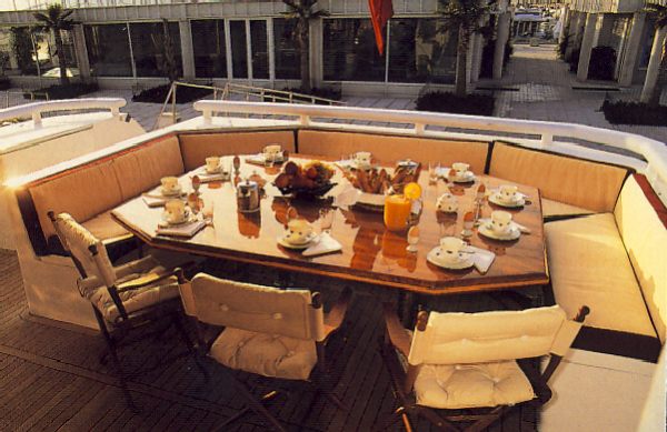 Aft deck dining .jpg