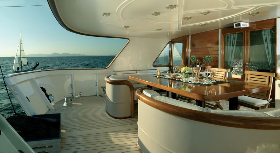 Exterior living spaces 00004.jpg