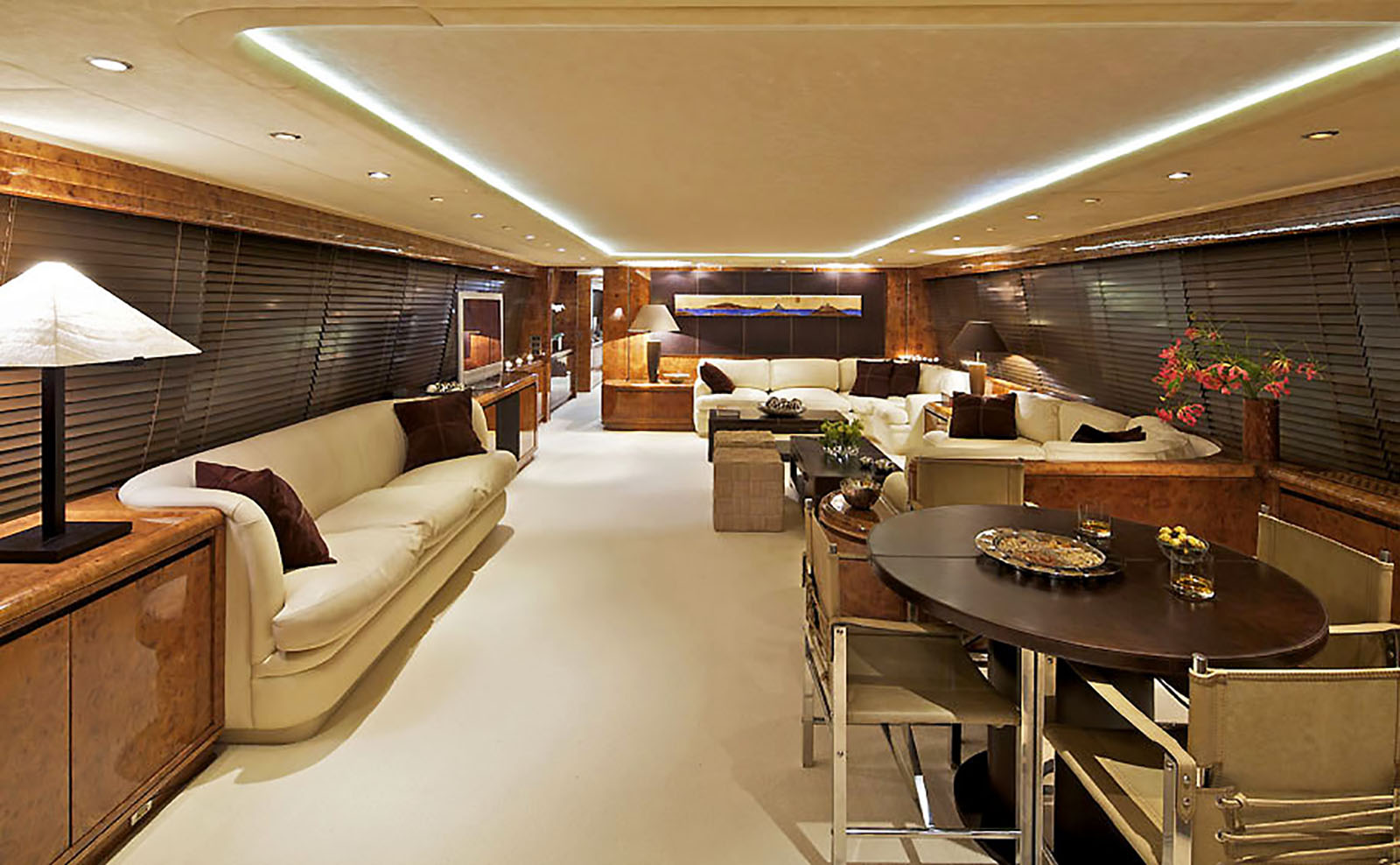 main saloon.jpg