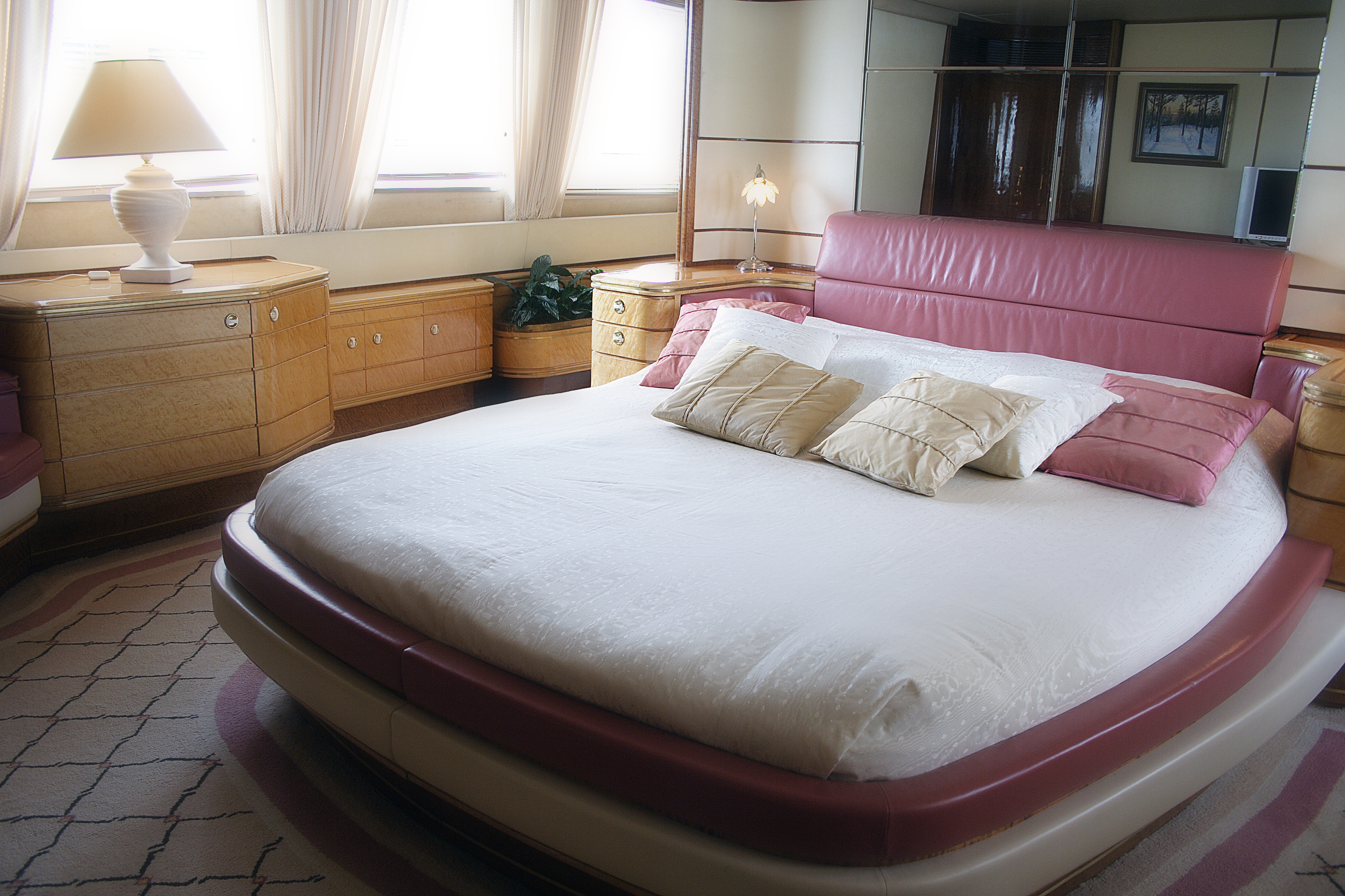 master-cabin.jpg