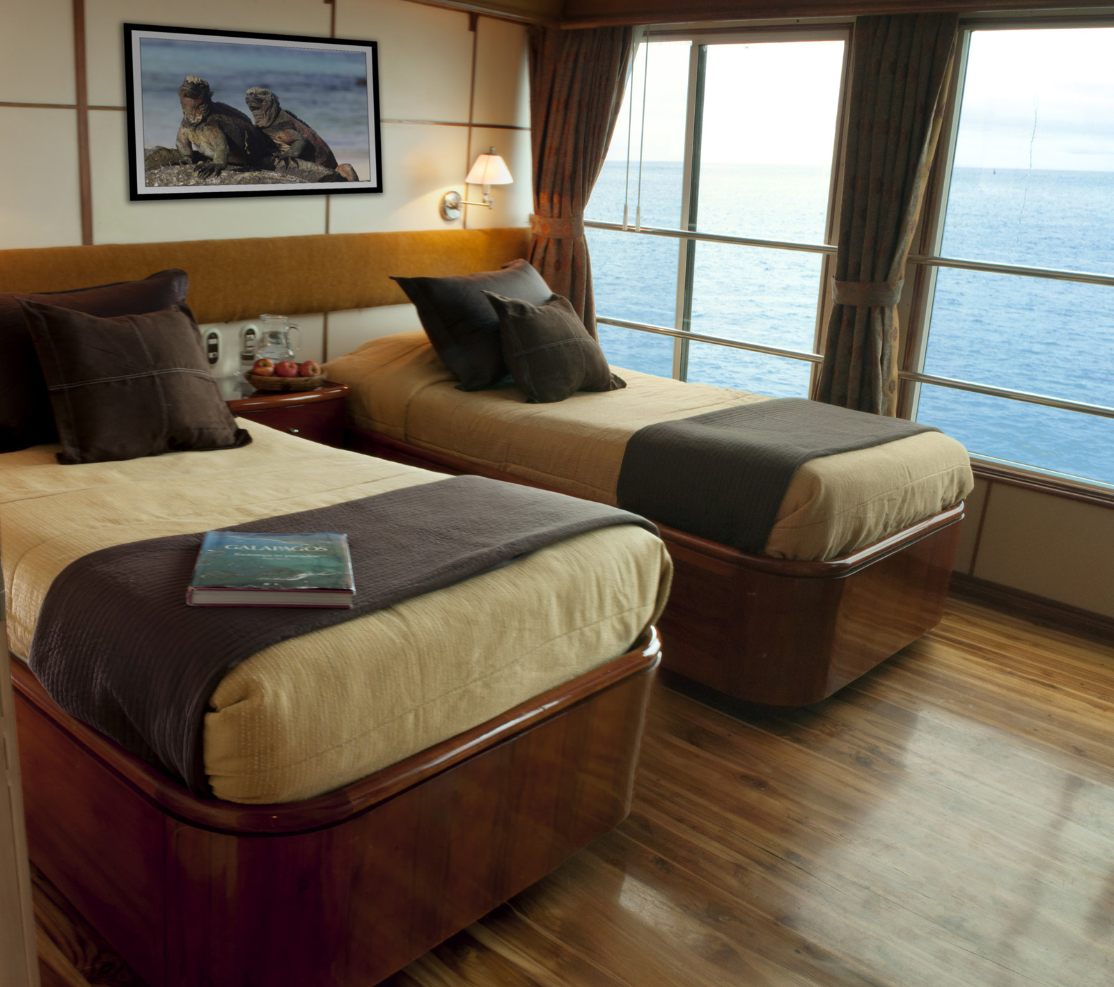 TWIN SUITE.jpg