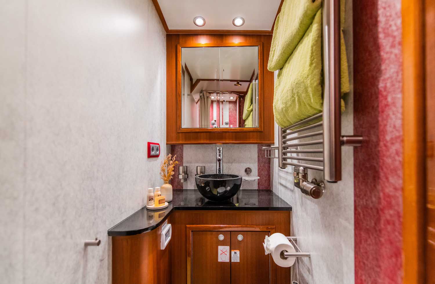 en suite.jpg