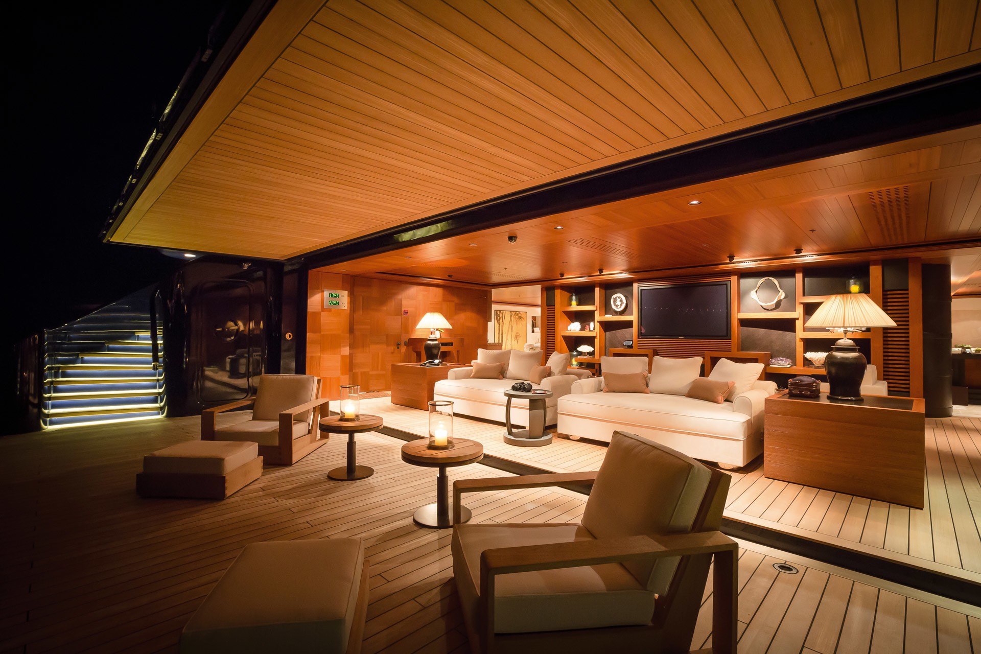 [115m-Yacht-LUNA]-5871-119.jpg