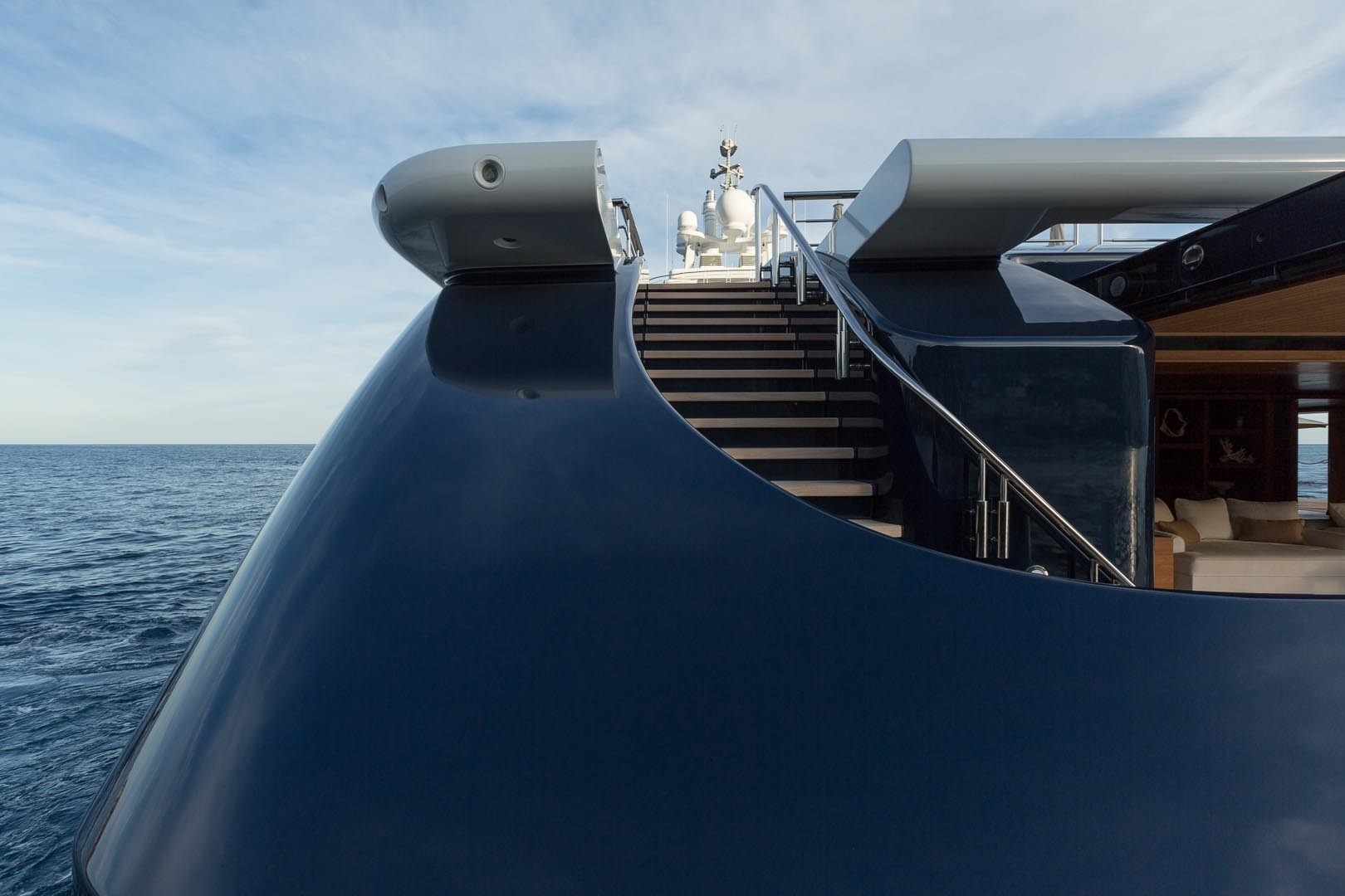 [115m-Yacht-LUNA]-5871-150.jpg