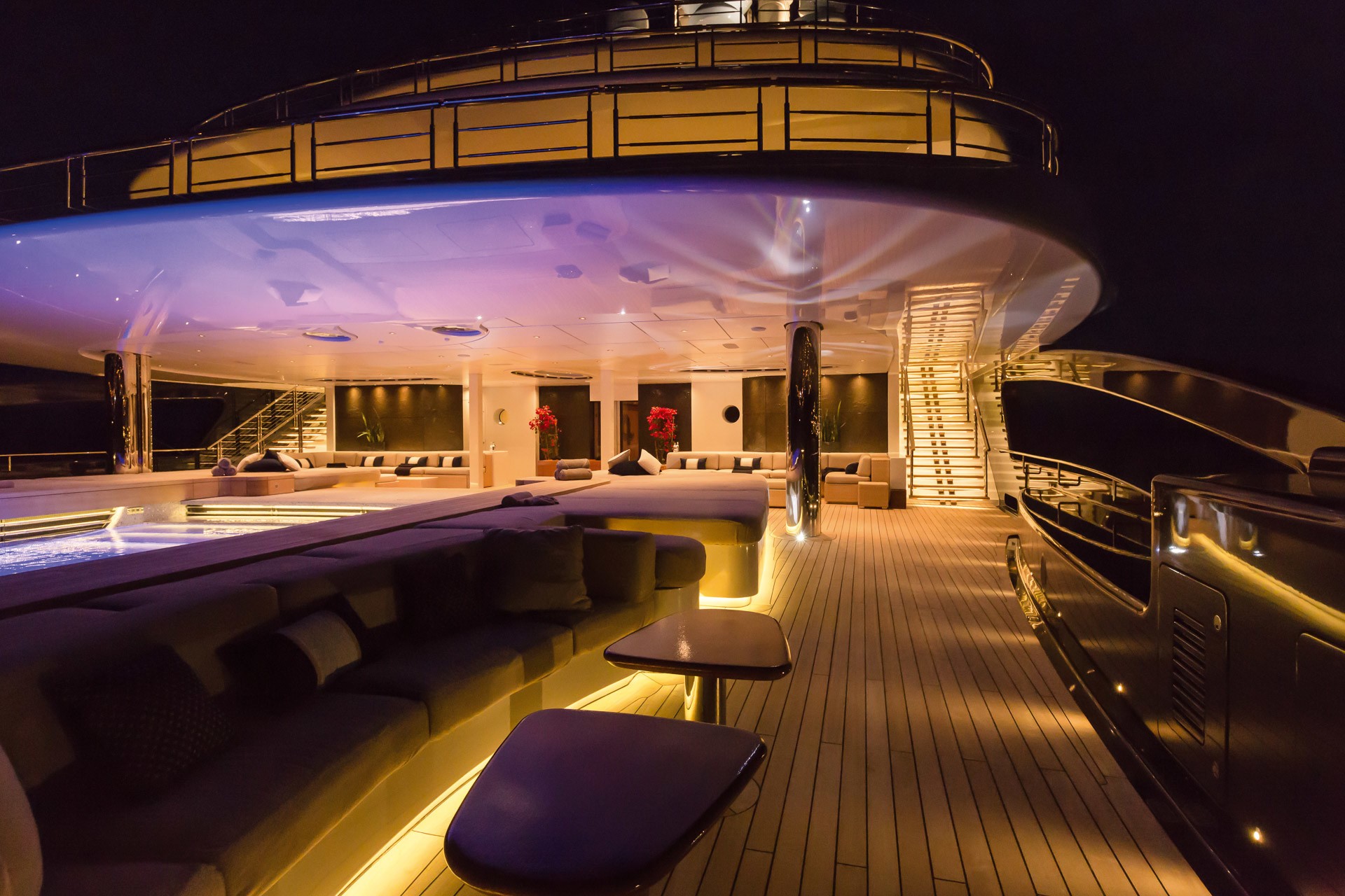 [115m-Yacht-LUNA]-5871-77.jpg