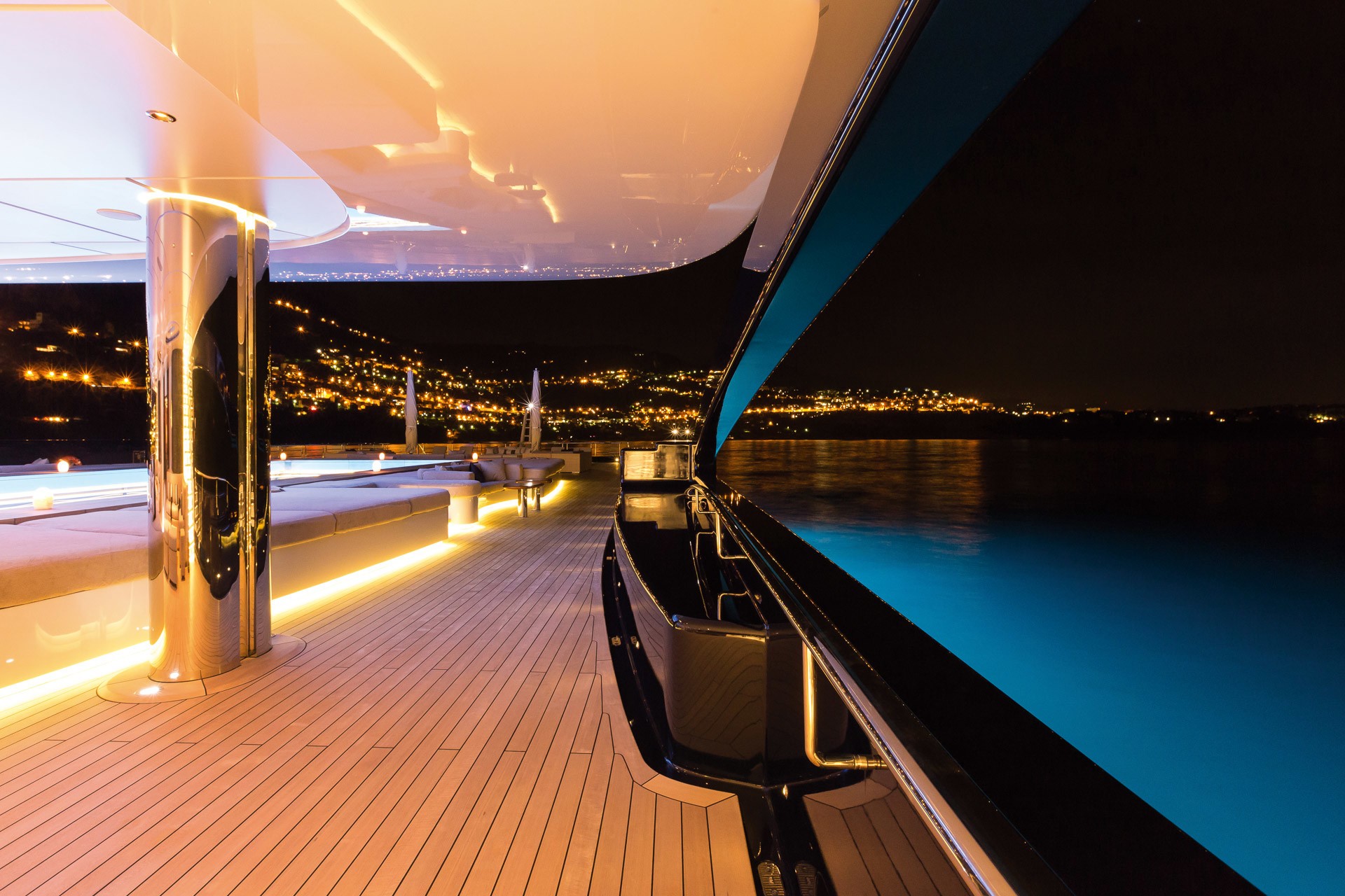 [115m-Yacht-LUNA]-5871-89.jpg