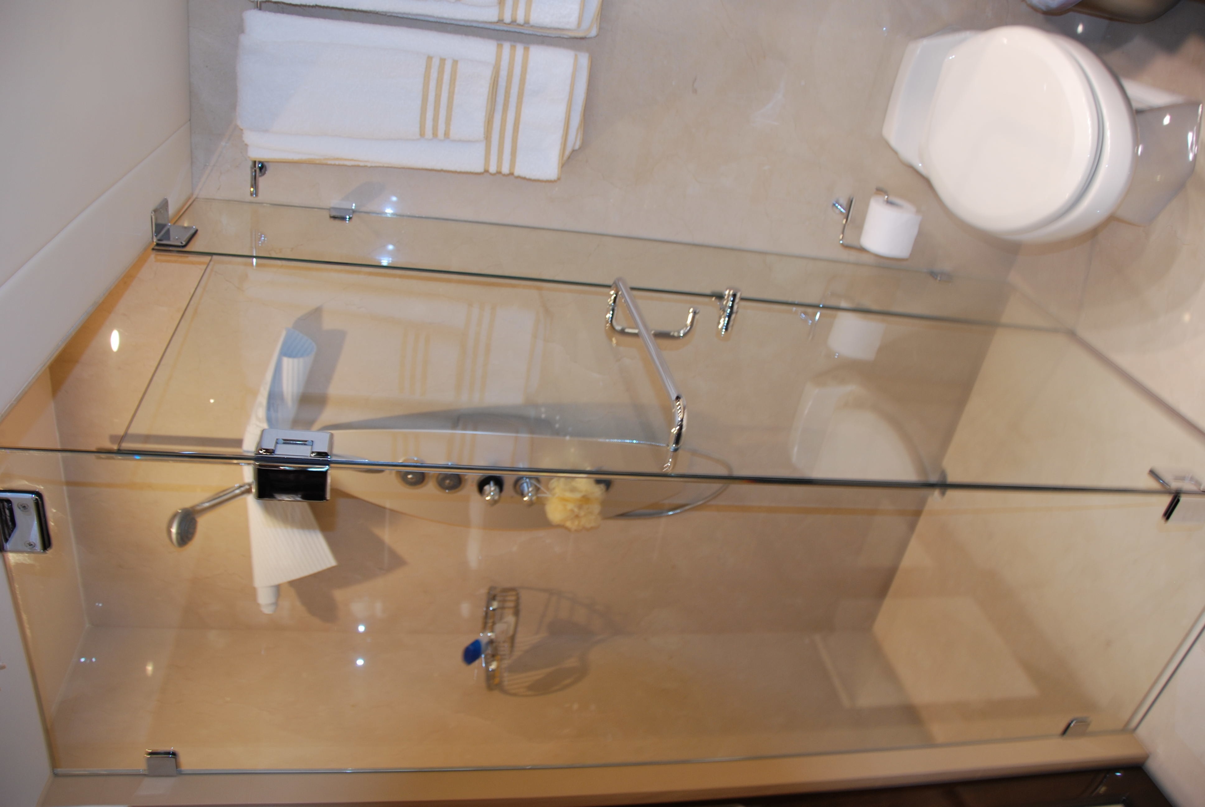 [23m-Yacht-CARBON]-5988-109.jpg