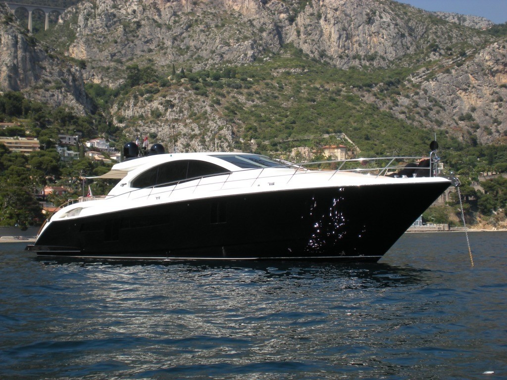 [23m-Yacht-CARBON]-5988-85.jpg