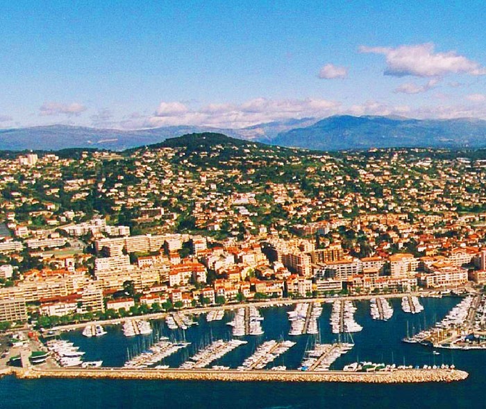 [23m-Yacht-VOGUE-OF-MONACO]-5755-116.jpg