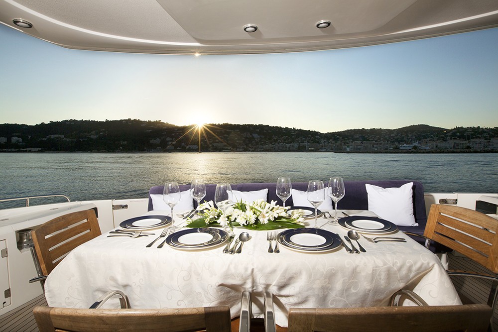 [23m-Yacht-VOGUE-OF-MONACO]-5755-23.jpg