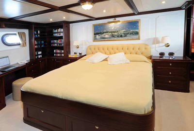 [24m-Yacht-SILVIA-M]-5840-133.jpg