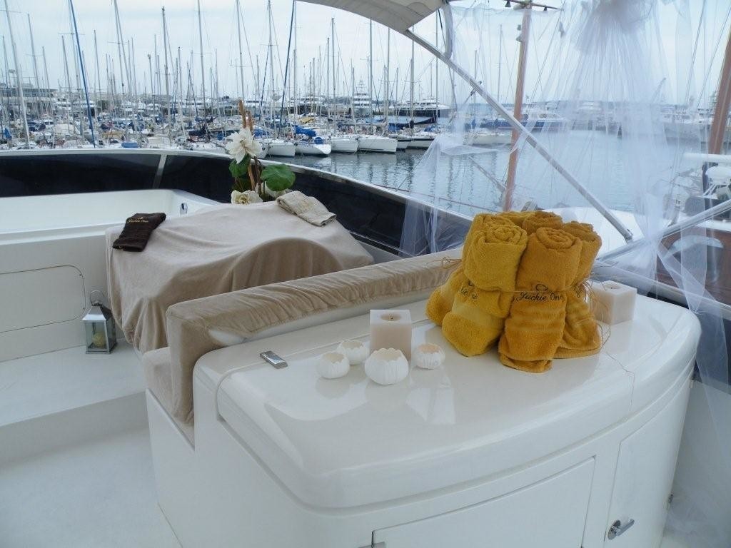 [25m-Yacht-JACKIE-ONE]-5797-113.jpg