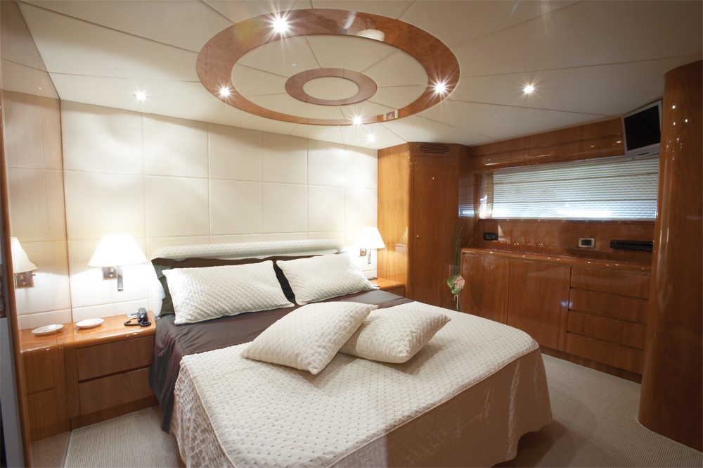 [25m-Yacht-JACKIE-ONE]-5797-125.jpg