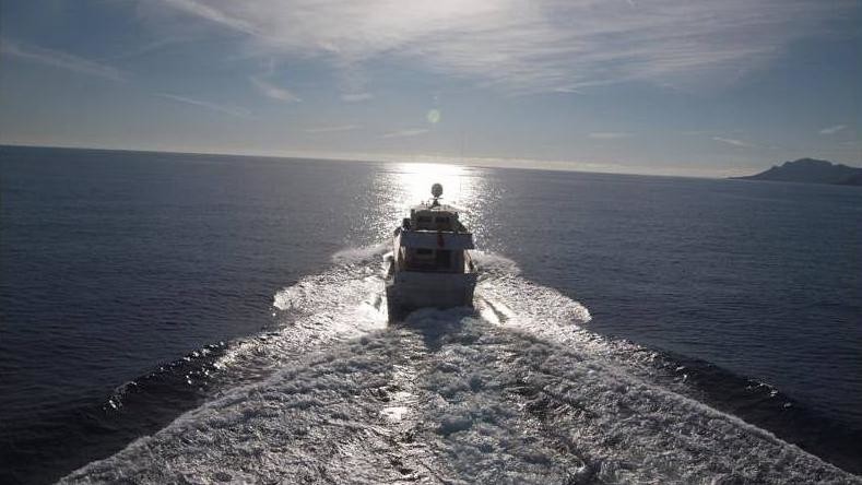 [25m-Yacht-NOON-TEASE]-5799-10.jpg