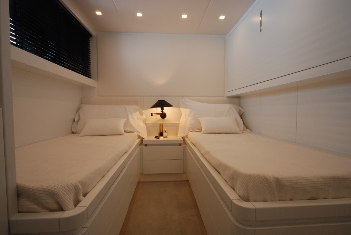 [27m-Yacht-NIKCA]-5713-121.jpg