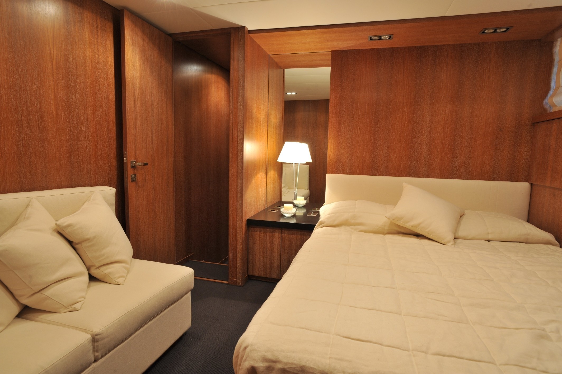 [28m-Yacht-SENSE]-5667-134.jpg