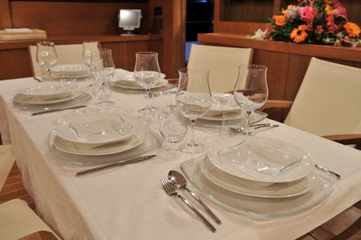 [28m-Yacht-SENSE]-5667-32.jpg