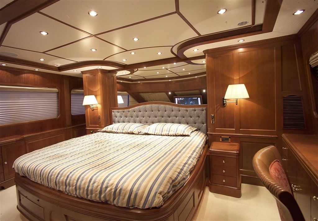 [30m-Yacht-ENIGMA]-5829-174.jpg