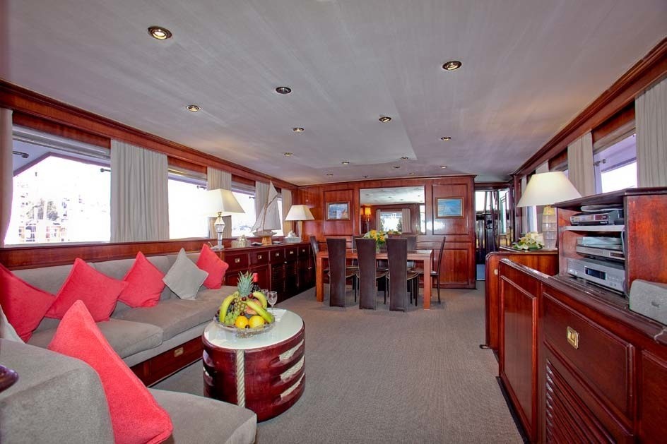 [30m-Yacht-LADY-ROXANNE]-5809-131.jpg
