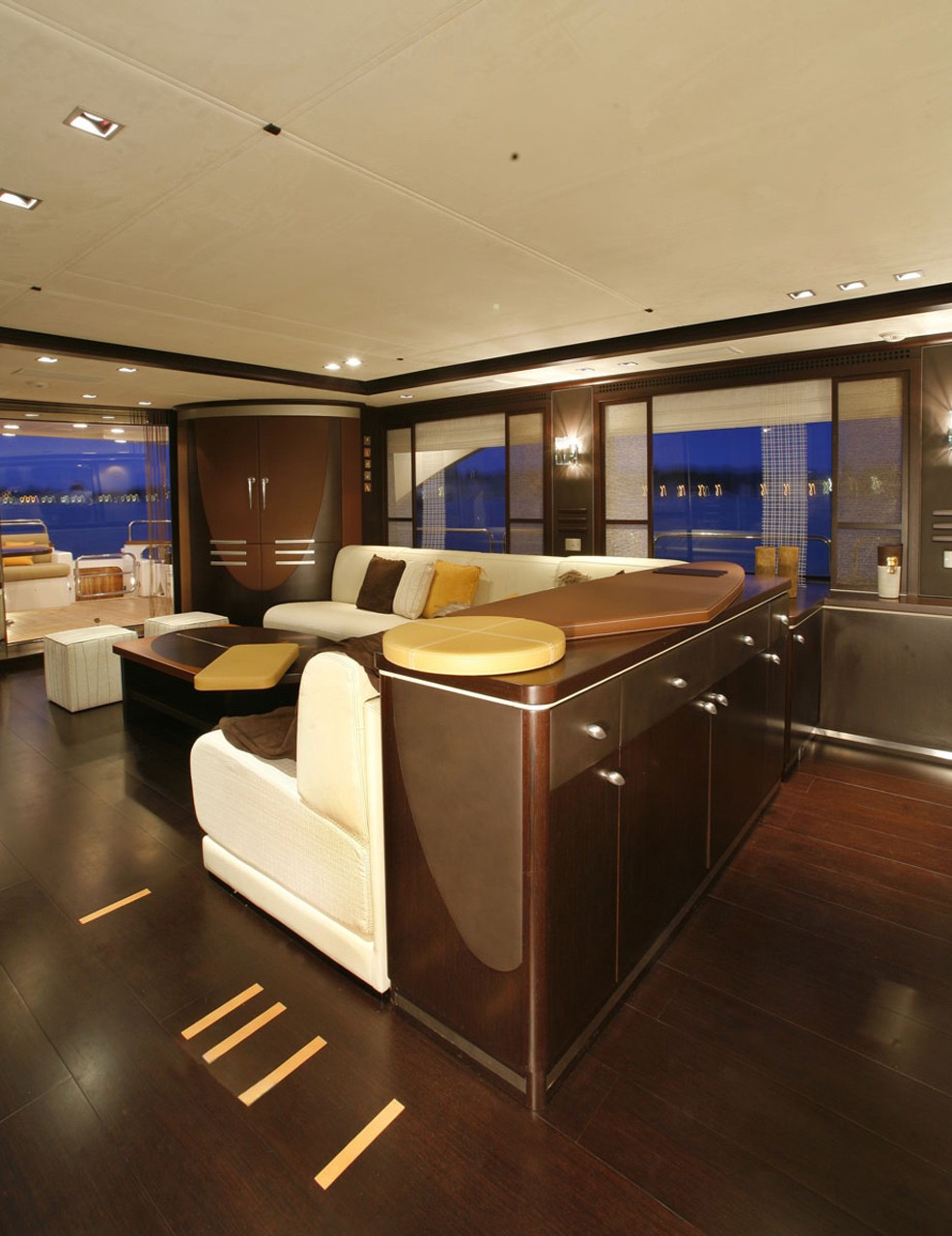 [30m-Yacht-QUID-PRO-QUO]-5806-134.jpg