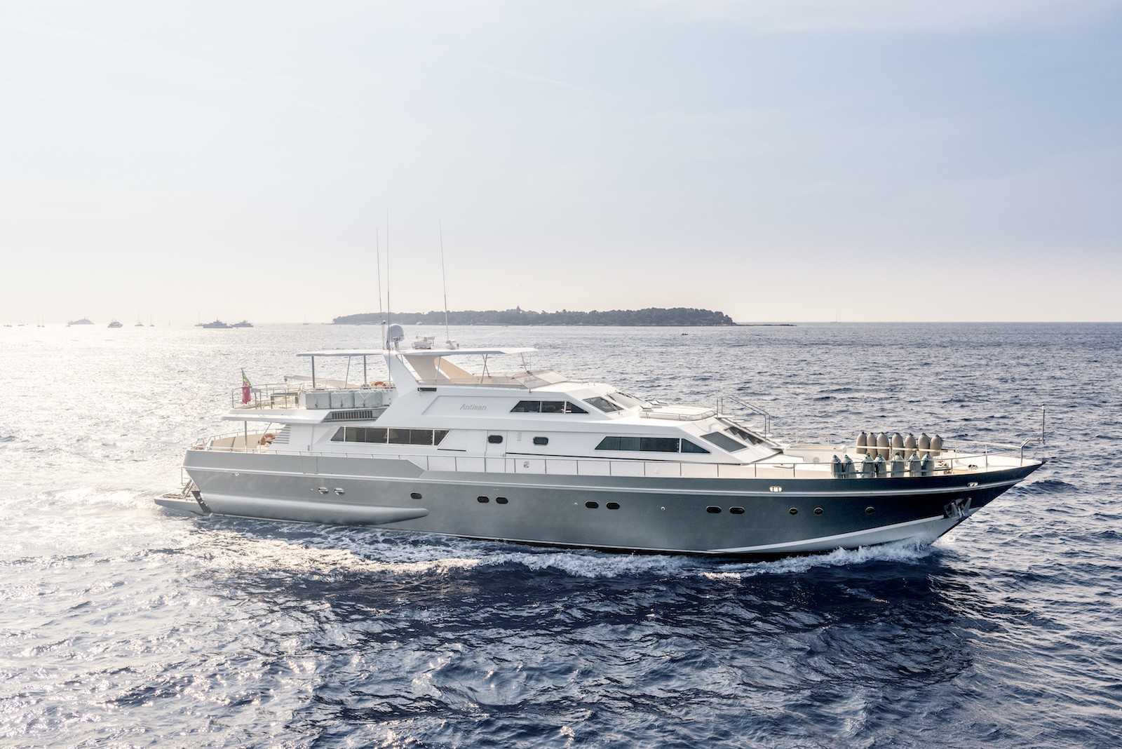[33m-Yacht-ANTISAN]-5808-175.jpg