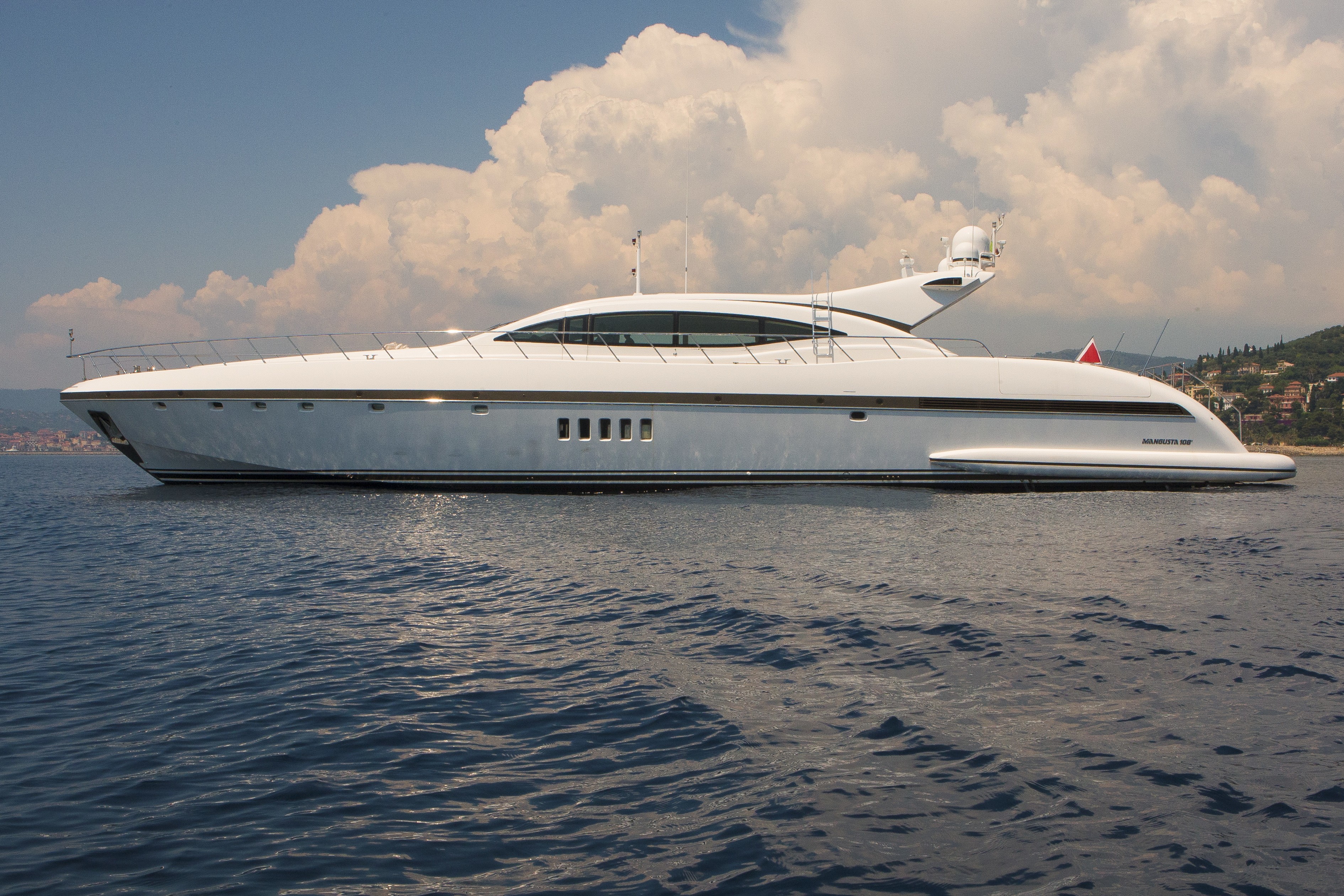 [33m-Yacht-HERCULES-1]-5965-17.jpg