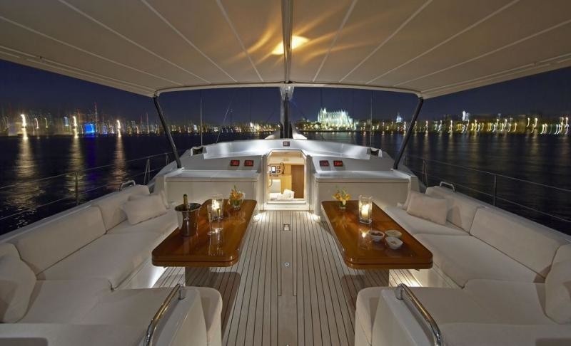 [34m-Yacht-NEPHELE]-5665-82.jpg