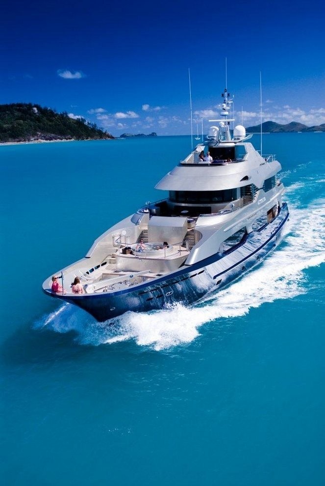 [34m-Yacht-PRINCESS-ILUKA]-5620-171.jpg