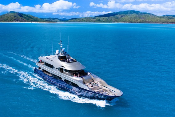 [34m-Yacht-PRINCESS-ILUKA]-5620-215.jpg
