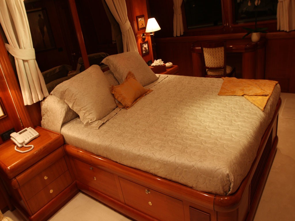 [35m-Yacht-5-FISHES]-5793-162.jpg